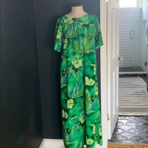Vintage Floral Hawaii mumu OAK cotton green 0-8